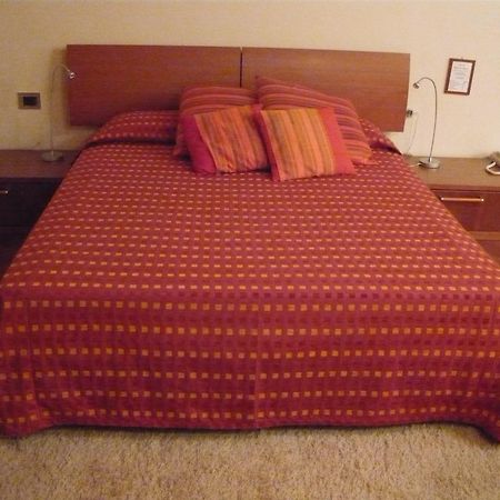 Cusago Hotel Le Moran חדר תמונה