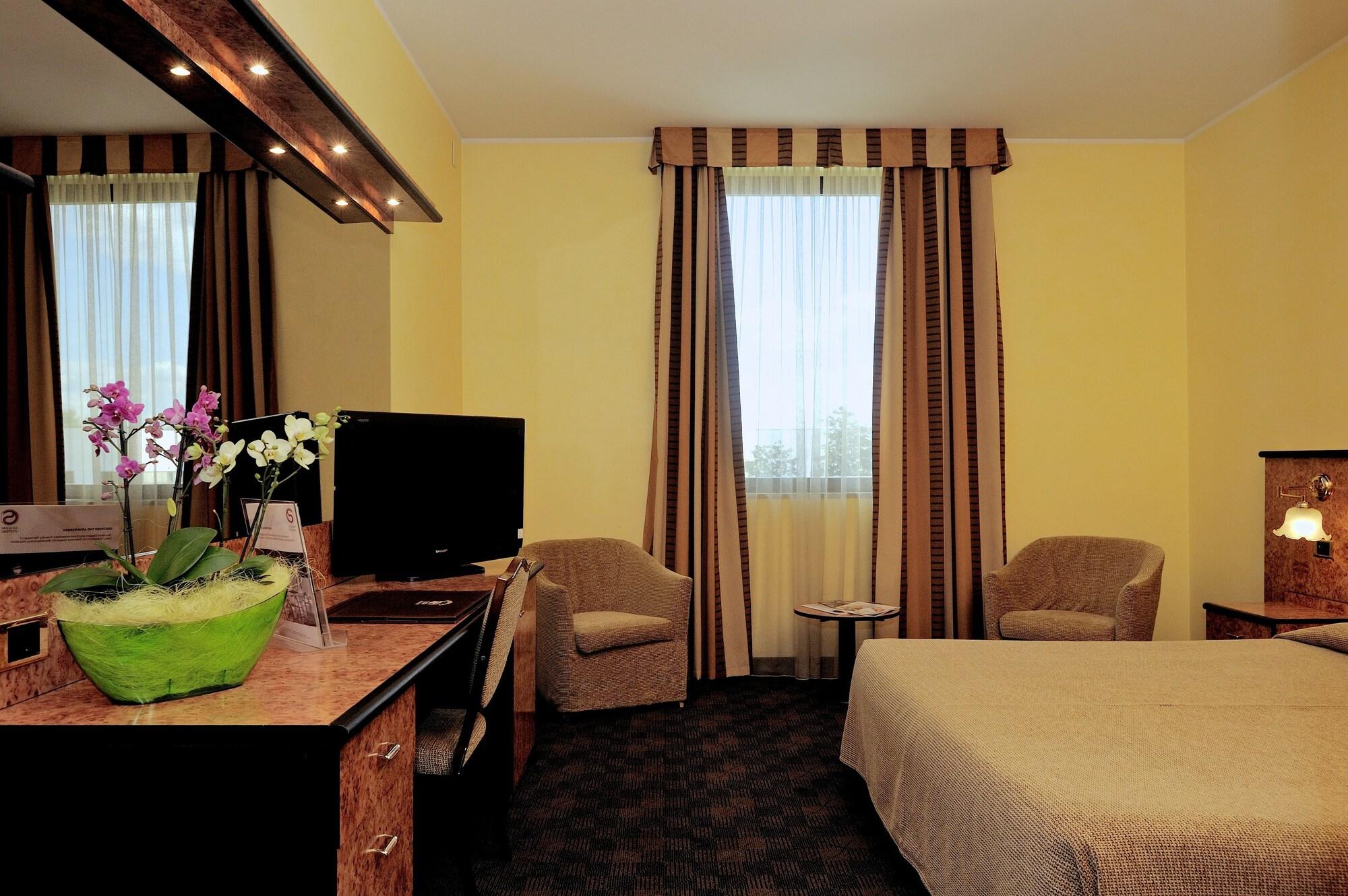 Cusago Hotel Le Moran חדר תמונה