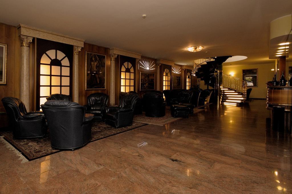 Cusago Hotel Le Moran מראה חיצוני תמונה